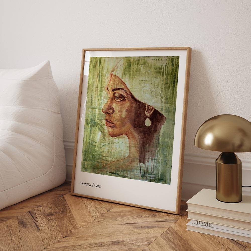 Melancholie Poster: Portrait einer Frau auf grünem Hintergrund